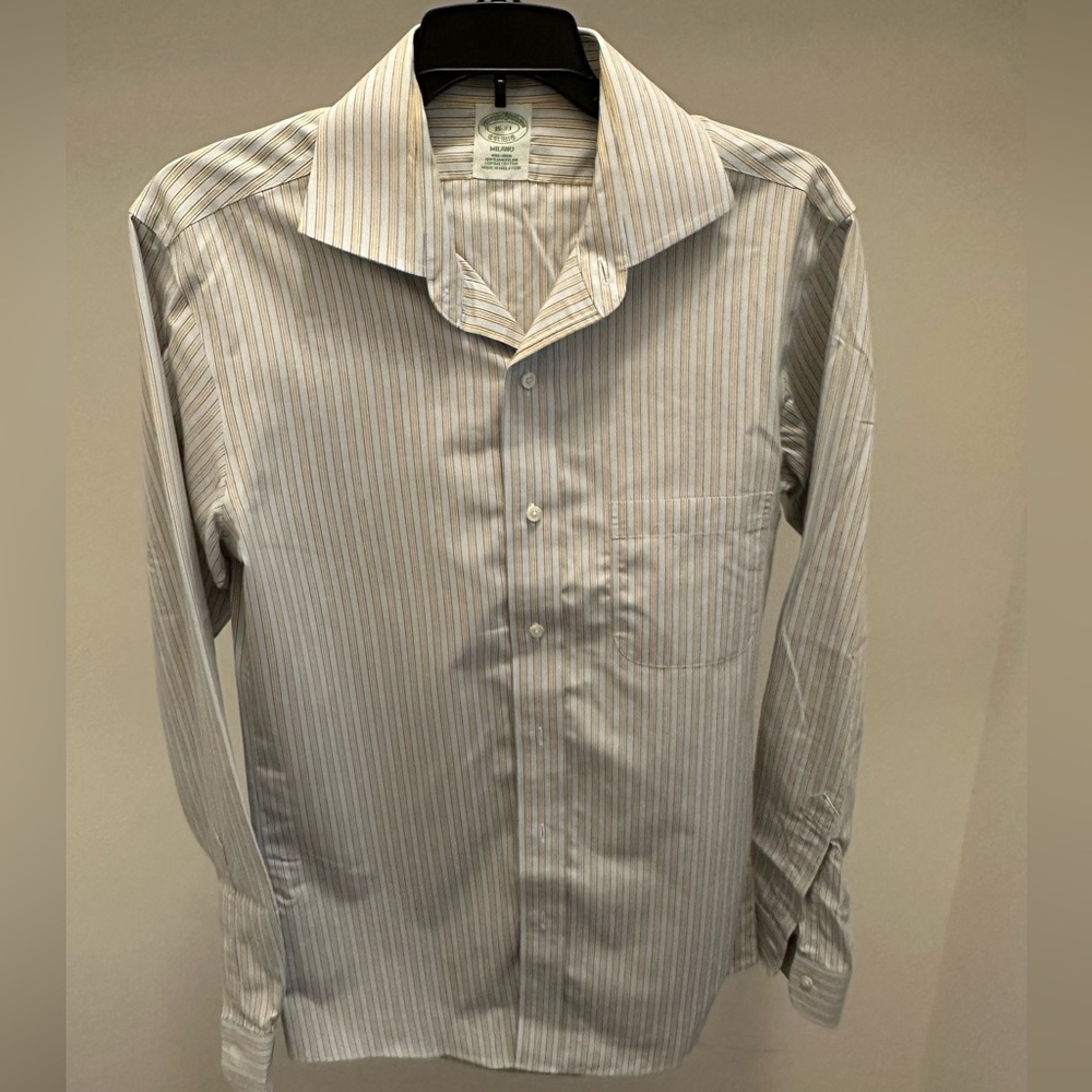 Brooks Brothers Milano Button Down Shirt. Size 15/33. White/yellow/light blue.